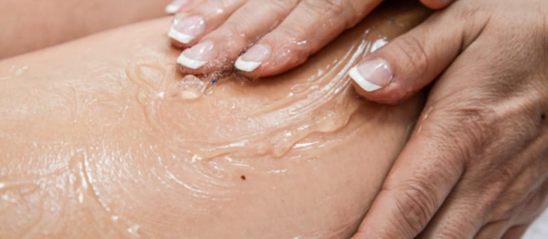 Cellulite rubbing massage